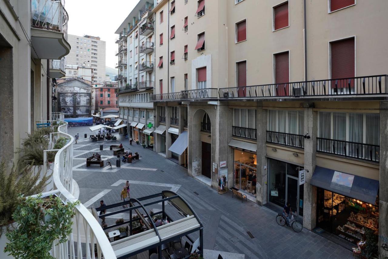 Galleria 38 La Spezia Exteriör bild